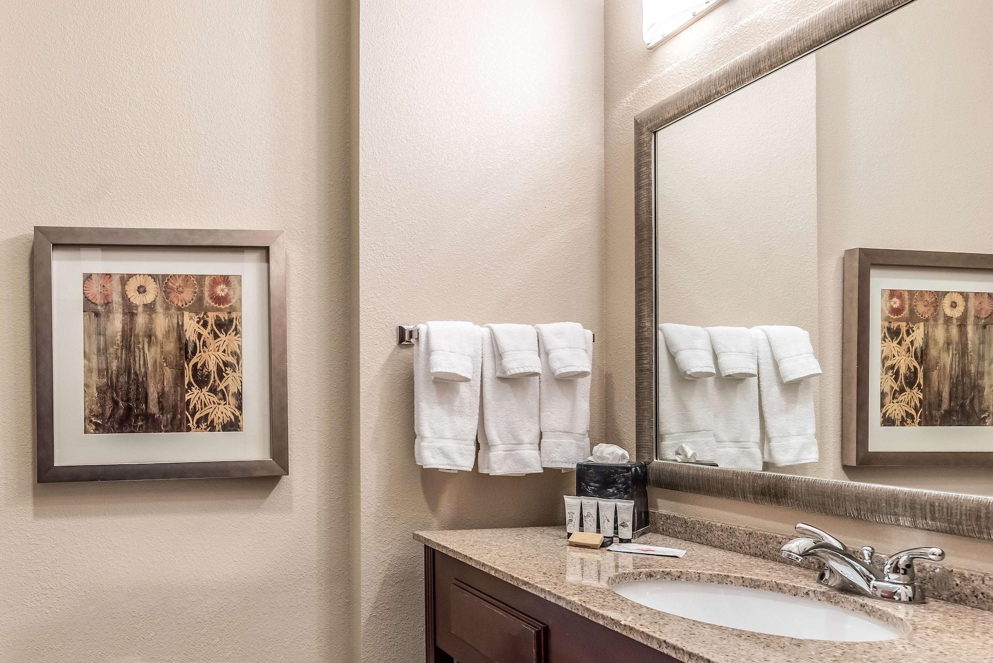 Red Lion Inn & Suites Mineral Wells Экстерьер фото