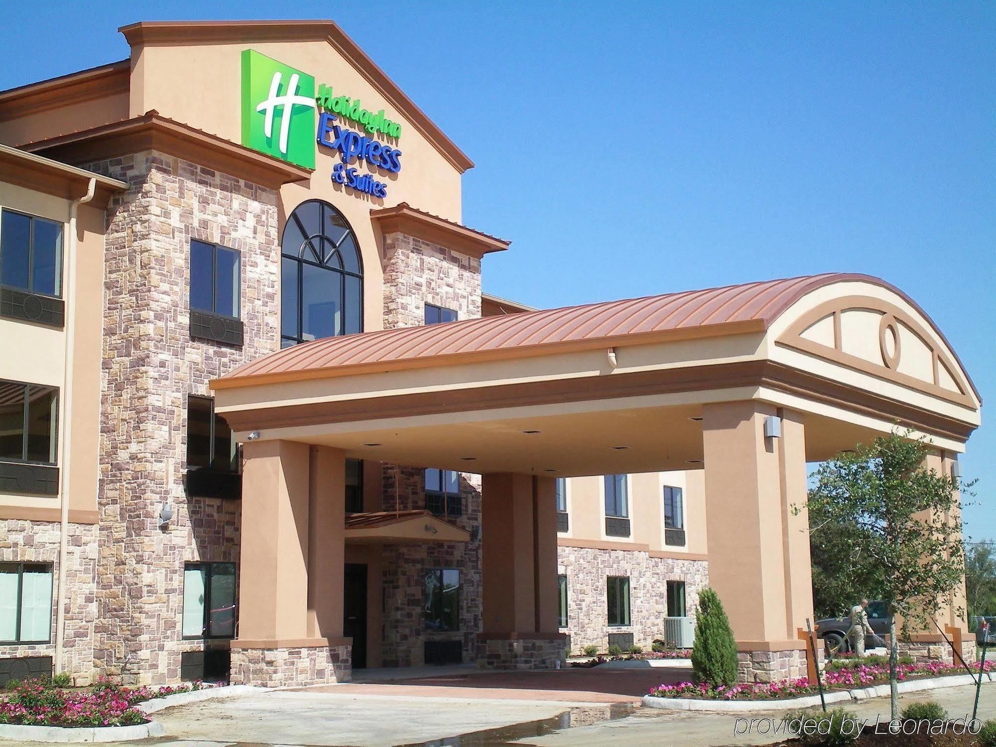 Red Lion Inn & Suites Mineral Wells Экстерьер фото