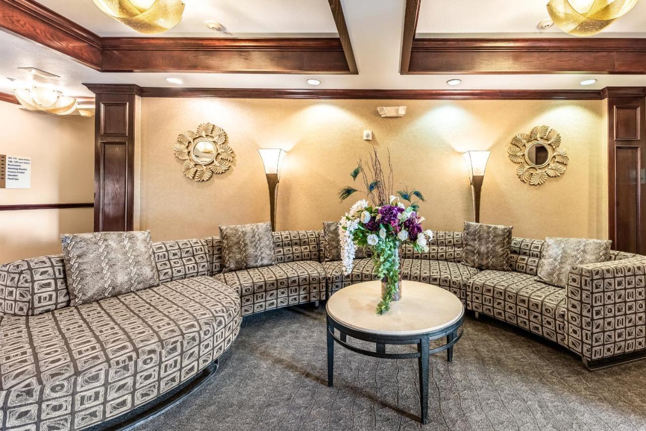 Red Lion Inn & Suites Mineral Wells Экстерьер фото